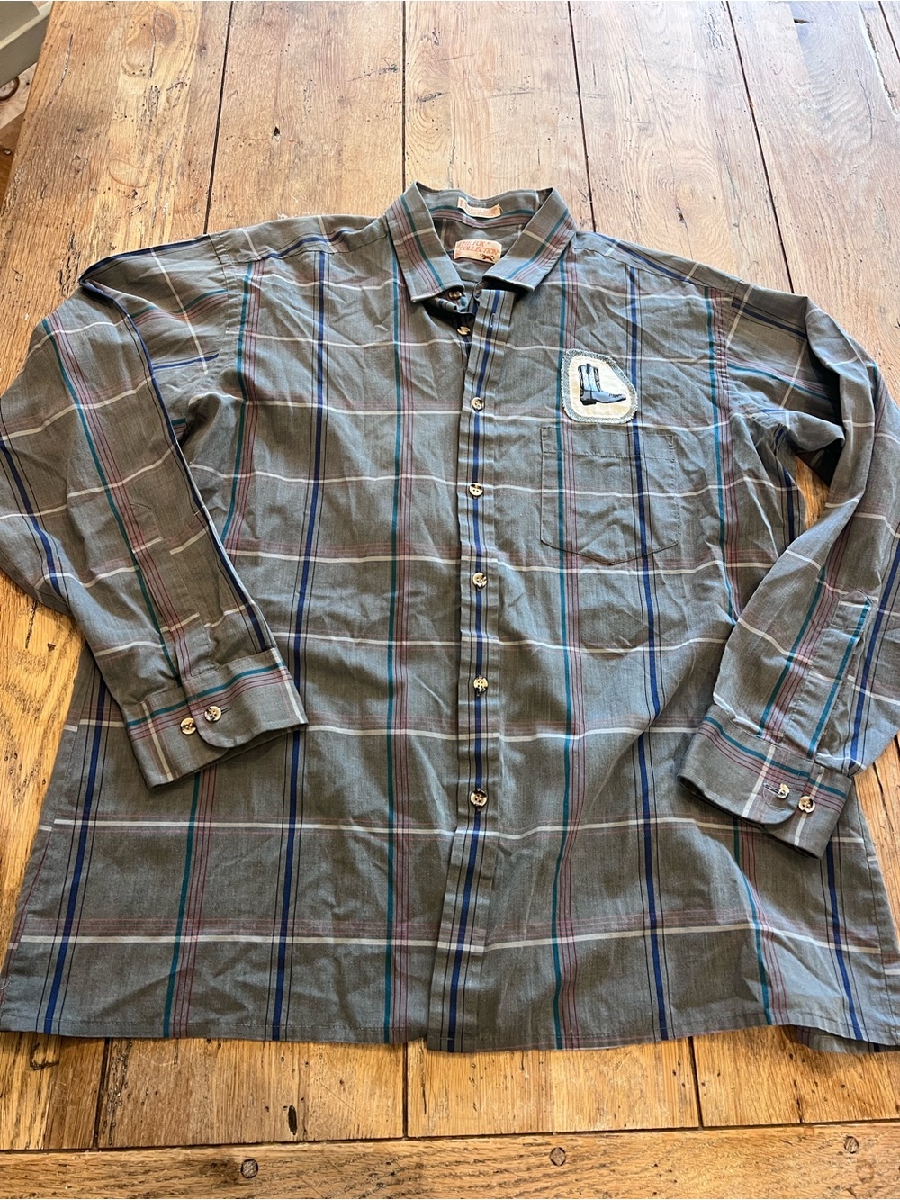 Vintage The Fox Collection Plaid Button-Up Gray/Blue XL Long Sleeve Boot Patch